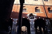 clicca per vedere un'immagine più grande