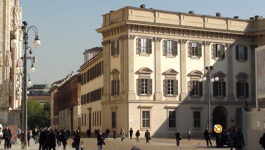 CiaoMilano .:. Milano .:. Entrance to the Tourist Office